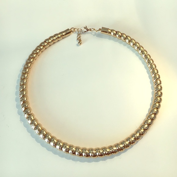 Gold coil collar necklace