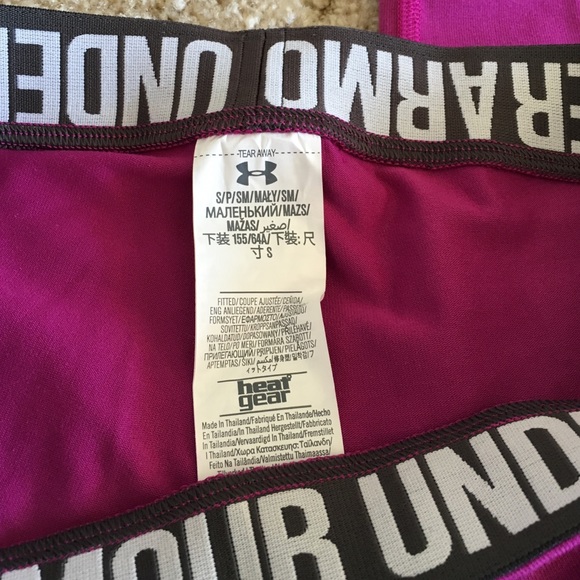 ❌SOLD❌NWT Under Armour Heat Gear Leggings - Picture 3 of 4