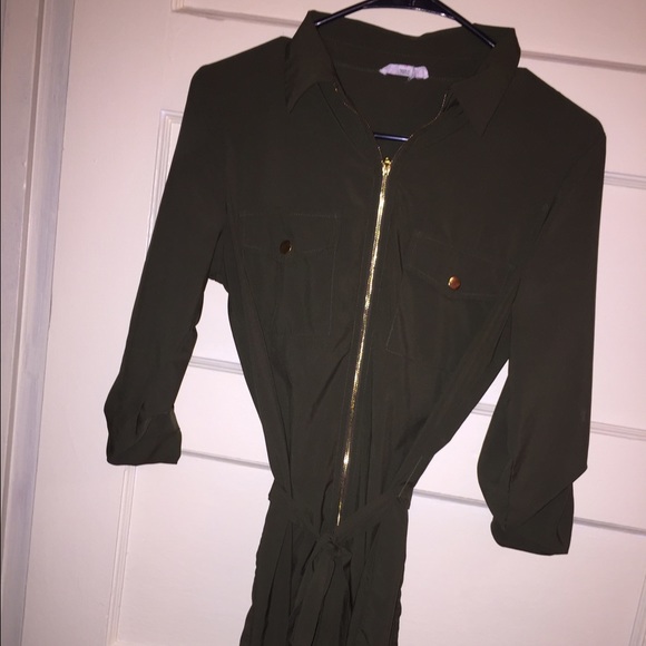 Military green zipped dress