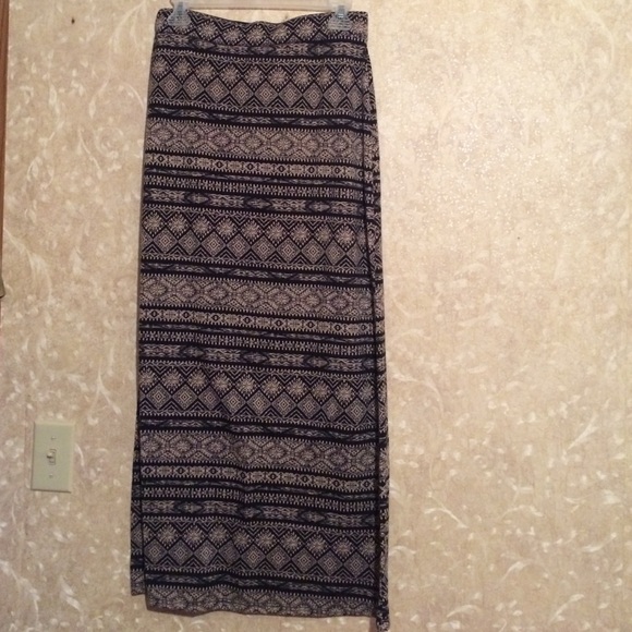 Maxi skirt