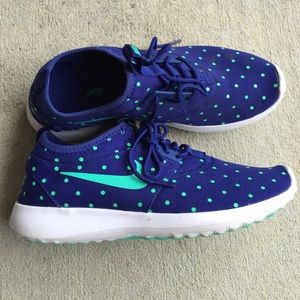 Nike blue teal dots navy
