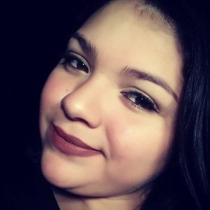 Meet your Posher, Jackeline