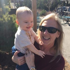 Meet your Posher, Joni