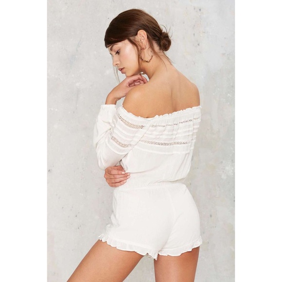 White Crochet Lace Trim Off Shoulder Romper - Picture 3 of 4