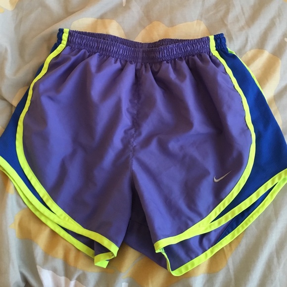 Nike shorts - Picture 1 of 2
