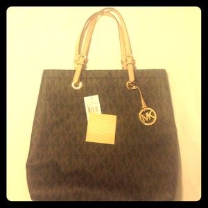 MICHAEL Michael Kors MK Vertical Tote