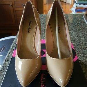 Michael Antonio Heels