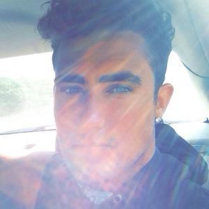 Meet your Posher, Blake