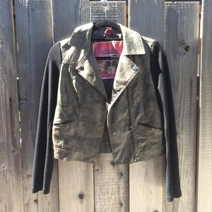 Leather Jacket - Army green