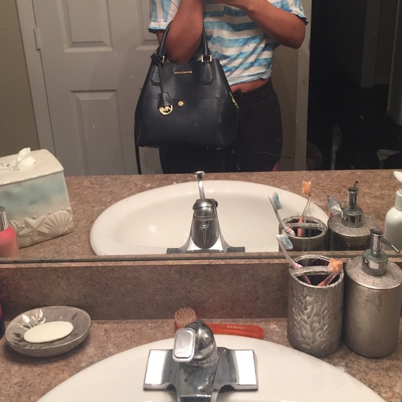 Michael Kors Purse - Picture 3 of 4