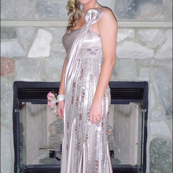 Prom dress