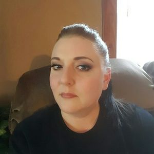 Meet your Posher, Vicki