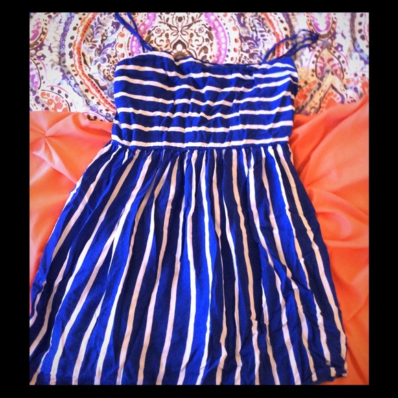 Abercrombie & Fitch striped dress