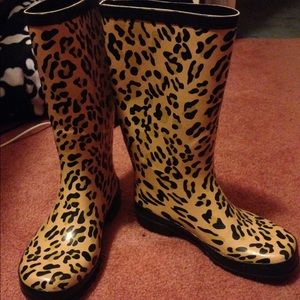 Rubber Rainboots
