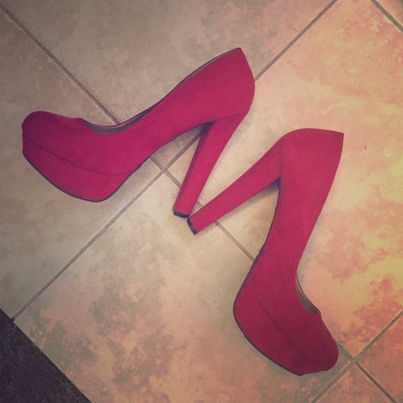 👠 RED heels 👠