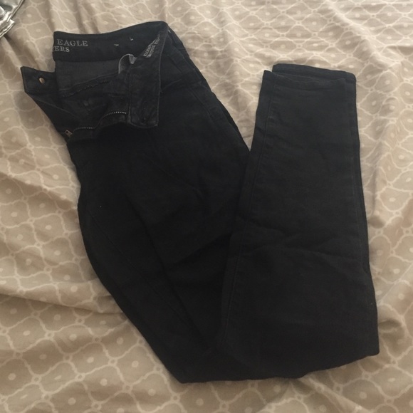 Black High-Rise Jeggings