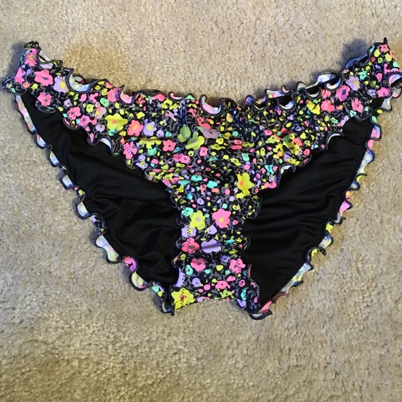 black floral bikini bottoms