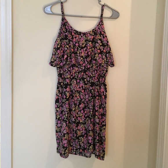 Sun dress - Picture 2 of 3