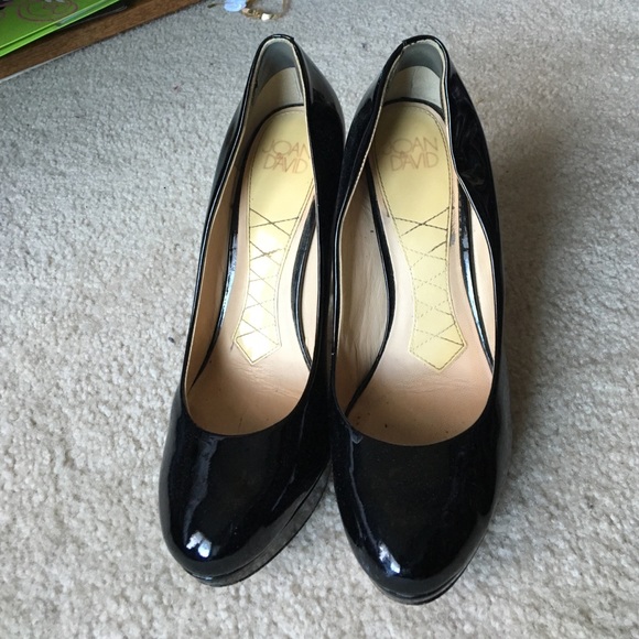 SALE! Joan and David black pumps