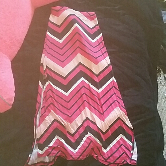 Chevron maxi skirt