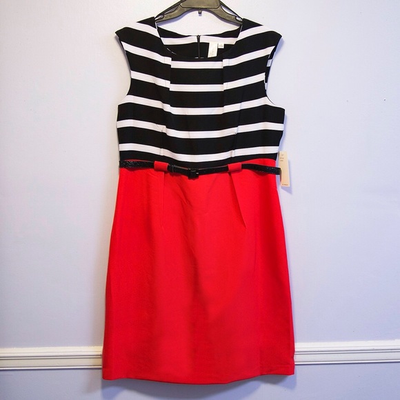 Maglia Dresses & Skirts - 🇺🇸 SALE - Red Black & White Stripe Dress