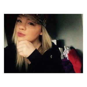 Meet your Posher, Megan
