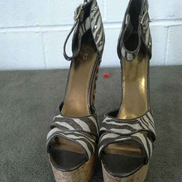 Bakers wedges size 10M - Picture 2 of 4