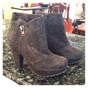 Blowfish Valene Bootie in Grey