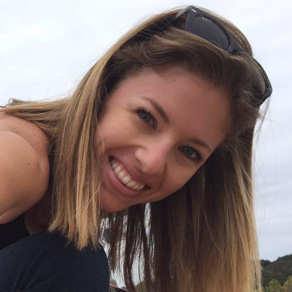 Meet your Posher, Alicia - Picture 1 of 1