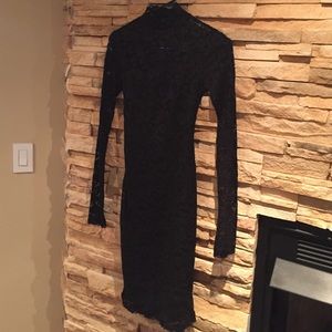 Open back black lace cocktail dress🌞