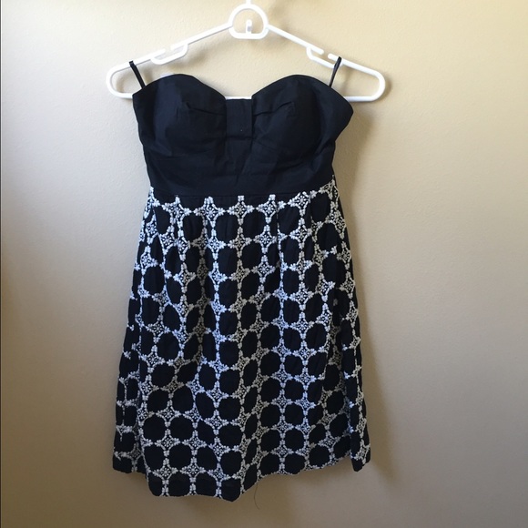 Embroidered Black Sweetheart Dress - Picture 1 of 1