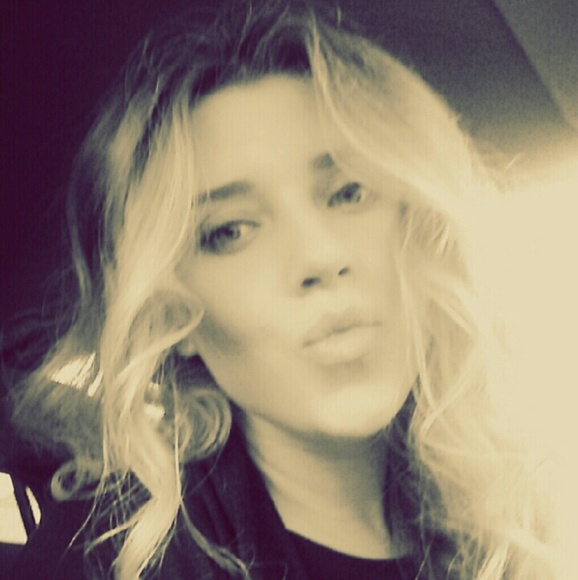 Meet your Posher, Illen