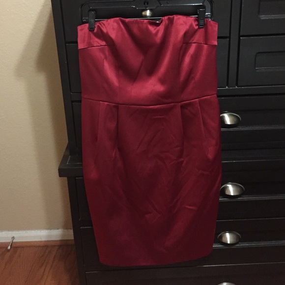 NWT Express strapless dress size 10