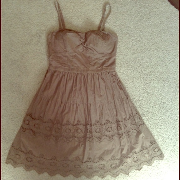 American Eagle Outfitters Dresses & Skirts - Built in bra sundress