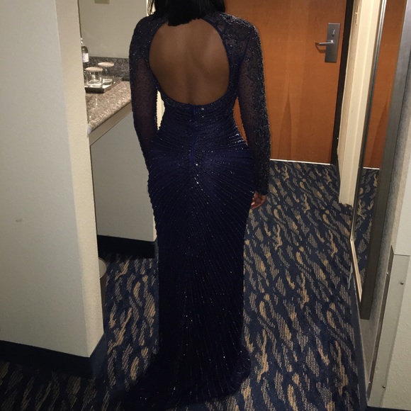Beautiful beaded navy gown - Picture 2 of 4