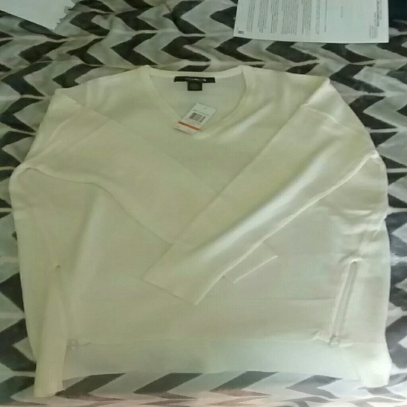 89th & Madison cream sweater
