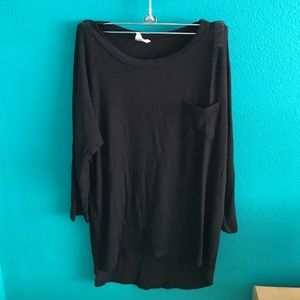 Quarter sleeve shirt