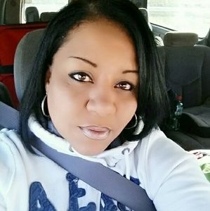 Meet your Posher, Ellen