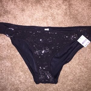 *NWT* Black VS bikini bottoms