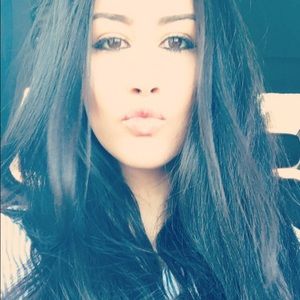 Meet your Posher, Nabila