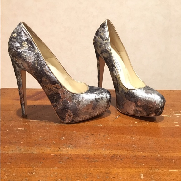 🔥🎈Sold 🔥Brian Atwood Metallic  Platform Pumps  7 - Picture 2 of 4
