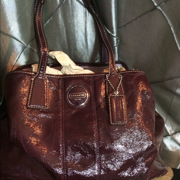 Handbag - Picture 2 of 2
