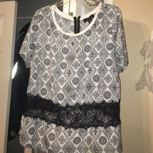 Mid Lace Top