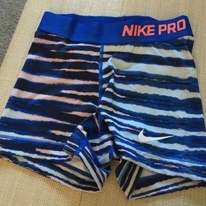 Nike pro shorts 2" inseam