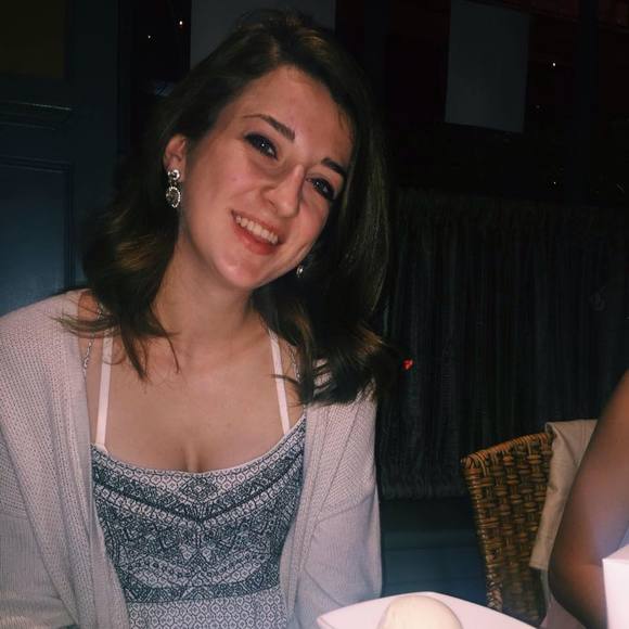 Meet your Posher, Rachel - Picture 1 of 1