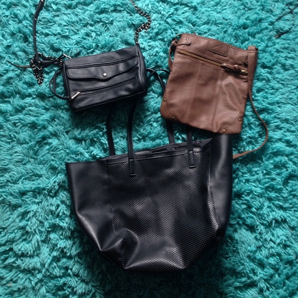 Bag bundle! Two black one brown.