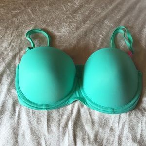 PINK Victoria's Secret push up strapless 32DD bra