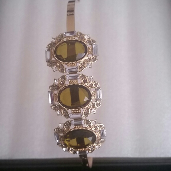 Brand new jeweled headband