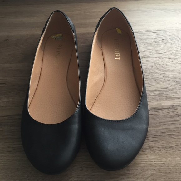 Report sz 9 black flats