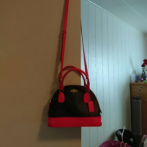 Sold !Mini coach domed satchel - Picture 4 of 4
